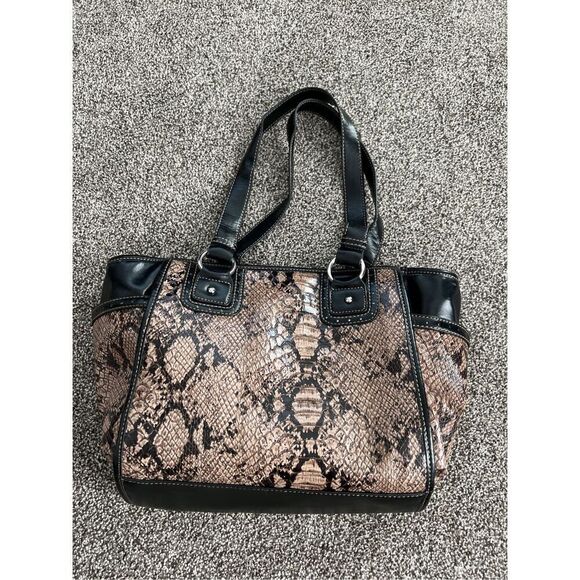 RELIC Faux Leather Brown  Snake Skin Style Shoulder Bag - Picture 1 of 12